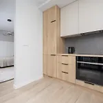 Piekne Studia Dla 3 Osob & Parking By Renters Апартаменты *
