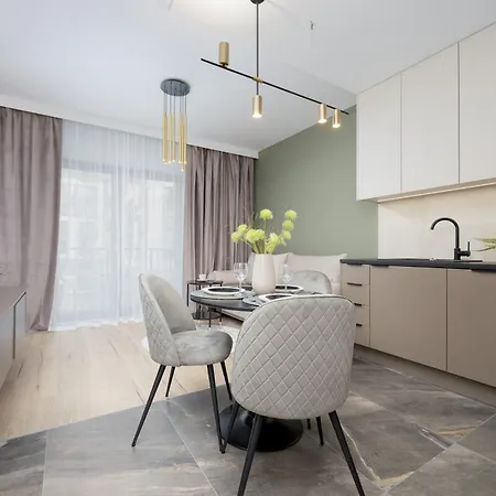 Piekne Studia Dla 3 Osob & Parking By Renters *