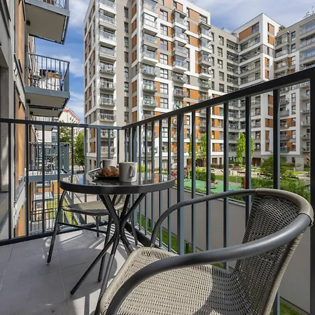 Appartamento Piekne Studia Dla 3 Osob & Parking By Renters Varsavia