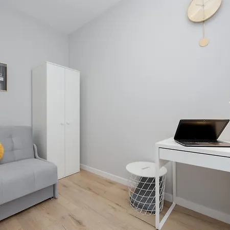 Apartment Piekne Studia Dla 3 Osob & Parking By Renters *