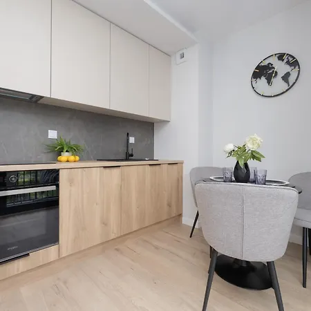 Piekne Studia Dla 3 Osob & Parking By Renters *