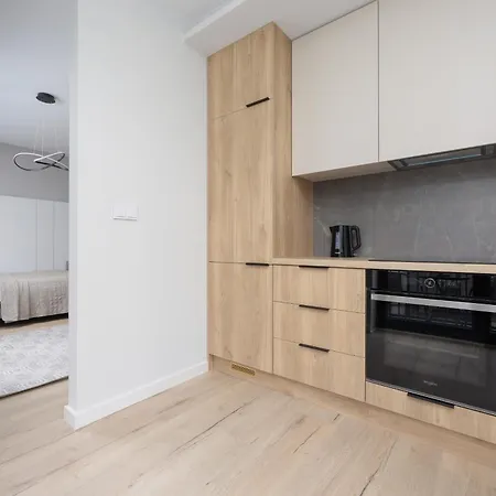 Piekne Studia Dla 3 Osob & Parking By Renters Appartamento *