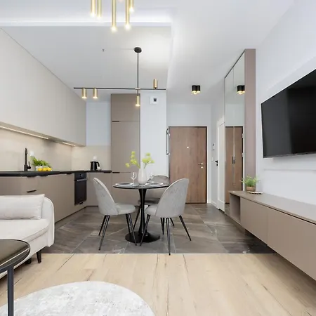 Piekne Studia Dla 3 Osob & Parking By Renters Appartement
